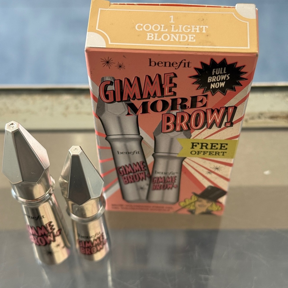 Benefit Gimme Brow+ Volumizing Eyebrow Gel